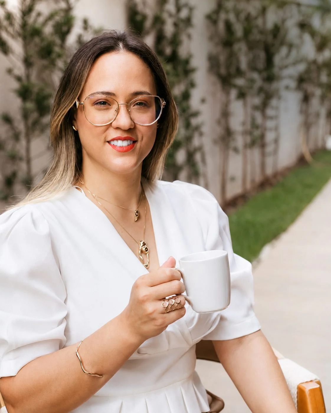 Dra. Deisielly Calaça, cirurgiã-dentista responsável pela Odonto Calaça